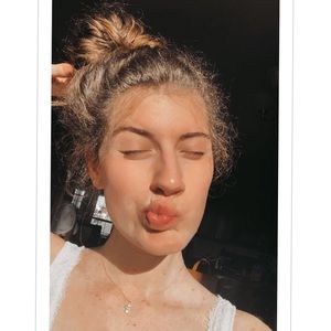 Meet your Posher, Sage